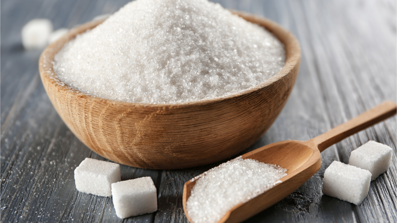 Соль и сахар на нашем столе