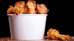 Врач месяц питался нездоровой пищей и рассказал о проблемах с самочувствием