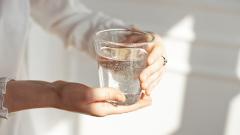 Сколько нужно пить воды в день