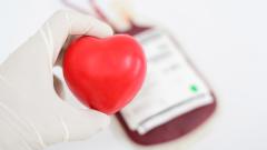 Первое в истории успешное переливание крови человеку