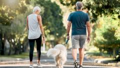 кардиологи назвали минимальное количество шагов, которое нужно проходить в день