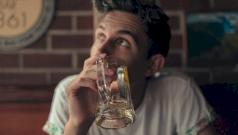 Ученые выяснили, какие люди чаще срываются после лечения от алкоголизма