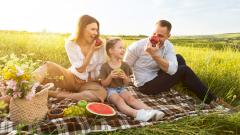 Как не заразиться кишечной инфекцией и как лечиться при необходимости — советы инфекциониста