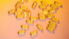 Не все витамины полезны: врач назвал добавку, которую не стоит принимать