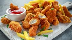 Ребенок потерял зрение из-за любви к наггетсам, сосискам и печенью