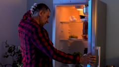 Ночное голодание нормализует давление и уровень сахара