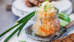 Квашеная капуста: идеальный гарнир для здорового питания