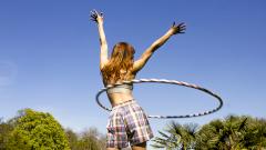 Ученые выяснили, каким людям хула-хуп крутить бесполезно