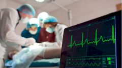 В Москве спасли девочку-подростка, выпавшую из окна пятого этажа