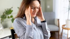 Невролог рассказала, как быстро помочь себе при мигрени без лекарств