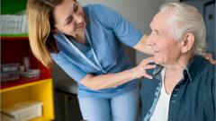 Женщина, чующая болезнь Паркинсона, натолкнула ученых на создание уникального теста