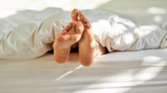 Мозоль или бородавка? Как отличить и чем лечить