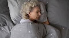 Названа оптимальная длительность сна для людей среднего и пожилого возраста