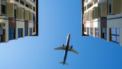 Шум от самолетов ухудшает работу сердца — выяснили исследователи