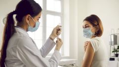 В России предложили ввести три выходных дня после каждого этапа вакцинации