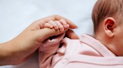 Россиянка родила здорового сына после миомы, удаления маточных труб и пяти попыток ЭКО