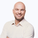 Андрей Лавров