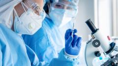 Испытания вакцины от коронавируса компании Johnson & Johnson приостановлены