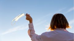 Власти Британии: проветривание снижает риск заразиться COVID-19 на 70%