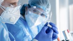 В России зарегистрировали вакцину для профилактики оспы обезьян