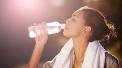 7 хитрых способов пить больше воды каждый день