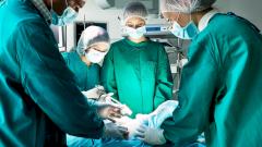 Дальневосточные врачи провели уникальную операцию, удалив гигантскую опухоль на шее