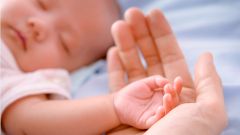 В Японии впервые выявили случай передачи COVID-19 от матери к младенцу