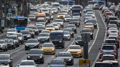 Вдыхание «дорожного» воздуха влияет на давление не меньше, чем пересоленая еда