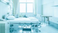 Россиянка отсудила у больницы 1 млн рублей за смерть мужа от COVID-19