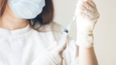 Гинцбург рассказал, когда отступит пандемия