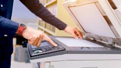 Создан гаджет, предупреждающий о нарушении социальной дистанции