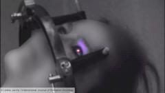 Ученые установили причину свечения глаз человека