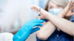 В России раздумывают над введением штрафов за отказ от вакцинации