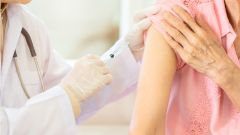 Москвичей пригласили принять участие в испытаниях вакцины от коронавируса