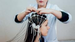 Видит в 2D: женщина рассказала о редком расстройстве мозга