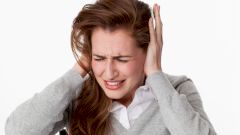 Невролог объяснила, при каких болезнях возникает шум в ушах