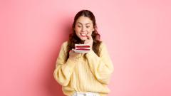 Нутрициолог объяснила, как побороть тягу к сладкому