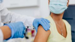 Вакцинация снизила скорость мутаций коронавируса