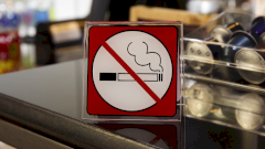 В мире стали реже умирать пассивные курильщики