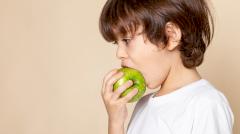 Распространенный пестицид связан с аномалиями мозга у детей