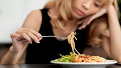 Почему люди с анорексией не могут набрать вес