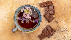 Новое исследование показало, что чай и шоколад могут помочь снизить кровяное давление