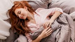 Ученые выяснили, нужно ли женщинам спать дольше мужчин