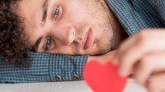 Мужчины умирают от «синдрома разбитого сердца» в два раза чаще, чем женщины