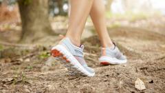 «Японская ходьба» улучшает мышечную силу и стабилизирует давление — открытие