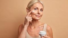 Почему после 50 лет организм стареет быстрее, выяснили ученые