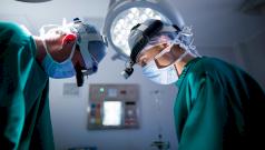 Хирурги совершили первую в мире успешную трансплантацию мочевого пузыря