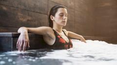 Может ли горячая ванна заменить сауну: отвечают физиологи