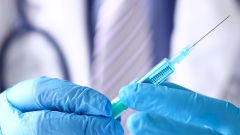 НИИ Минздрава предложил лишить соцподдержки врачей, не привившихся от коронавируса