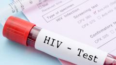 Пятый человек в мире полностью излечился от ВИЧ